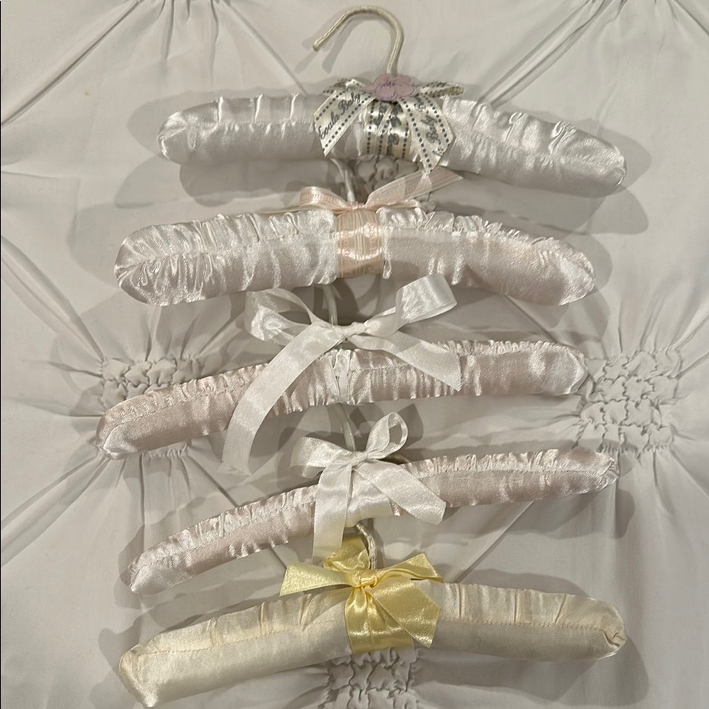 Elegant Satin Padded Hangers Set